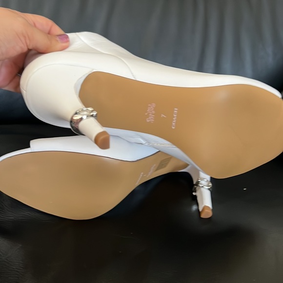 Brand new in box, Coach Leather Bootie, size 7, 3 inches heel height - Picture 6 of 6